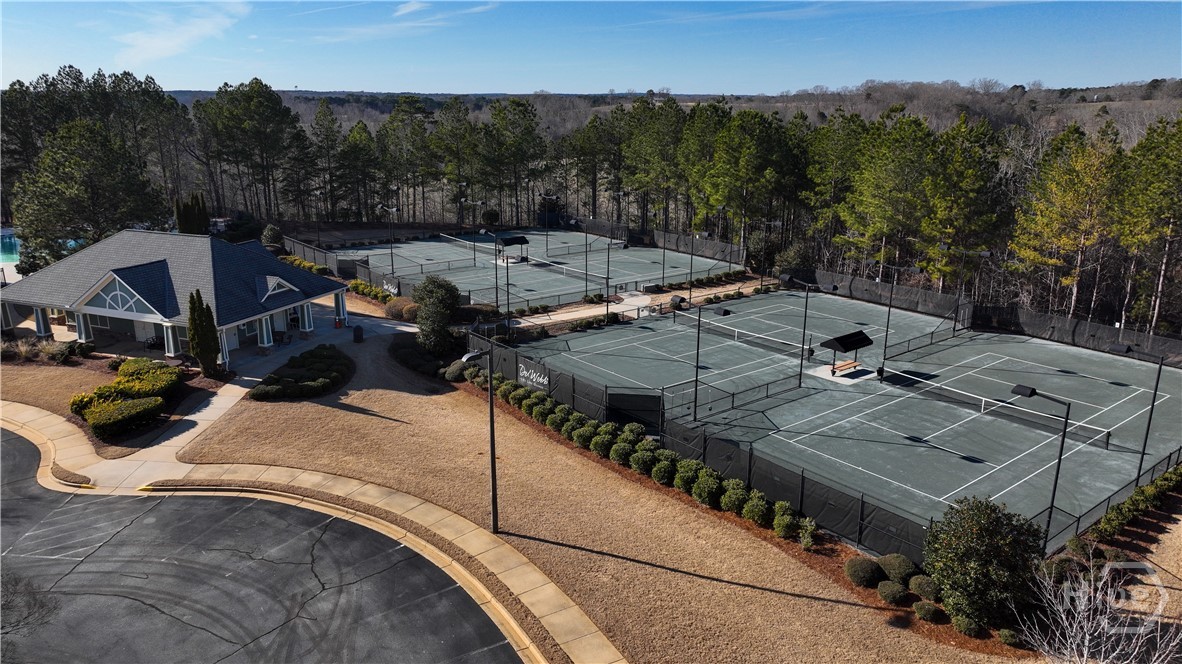 1111 Lakefront Court