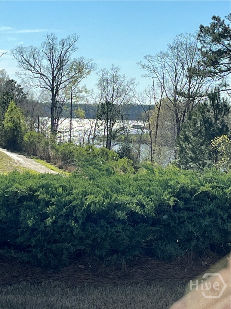 1111 Lakefront Court