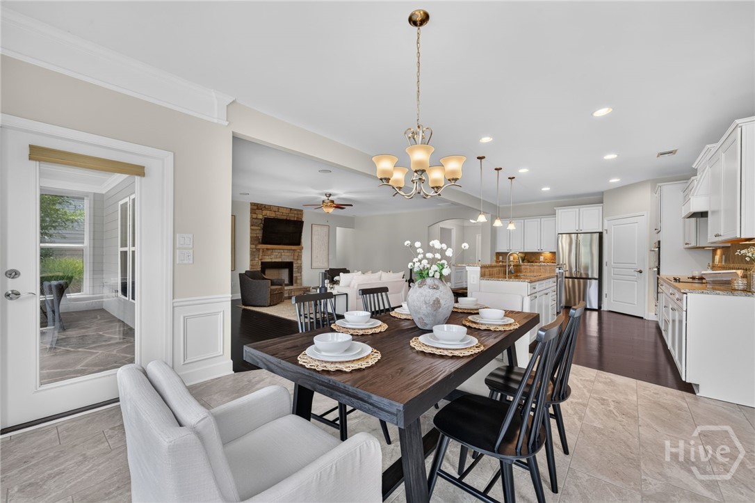 1111 Lakefront Court