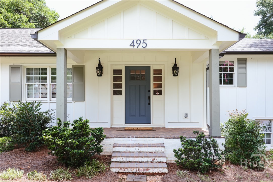 495 Woodlawn Avenue