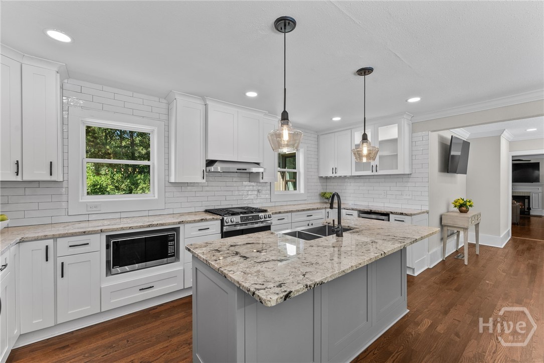 220 Plum Nelly Road