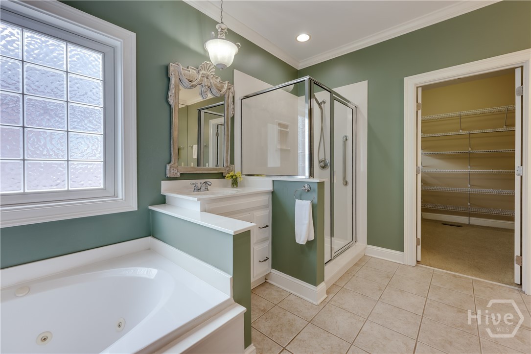 112 Annas Walk