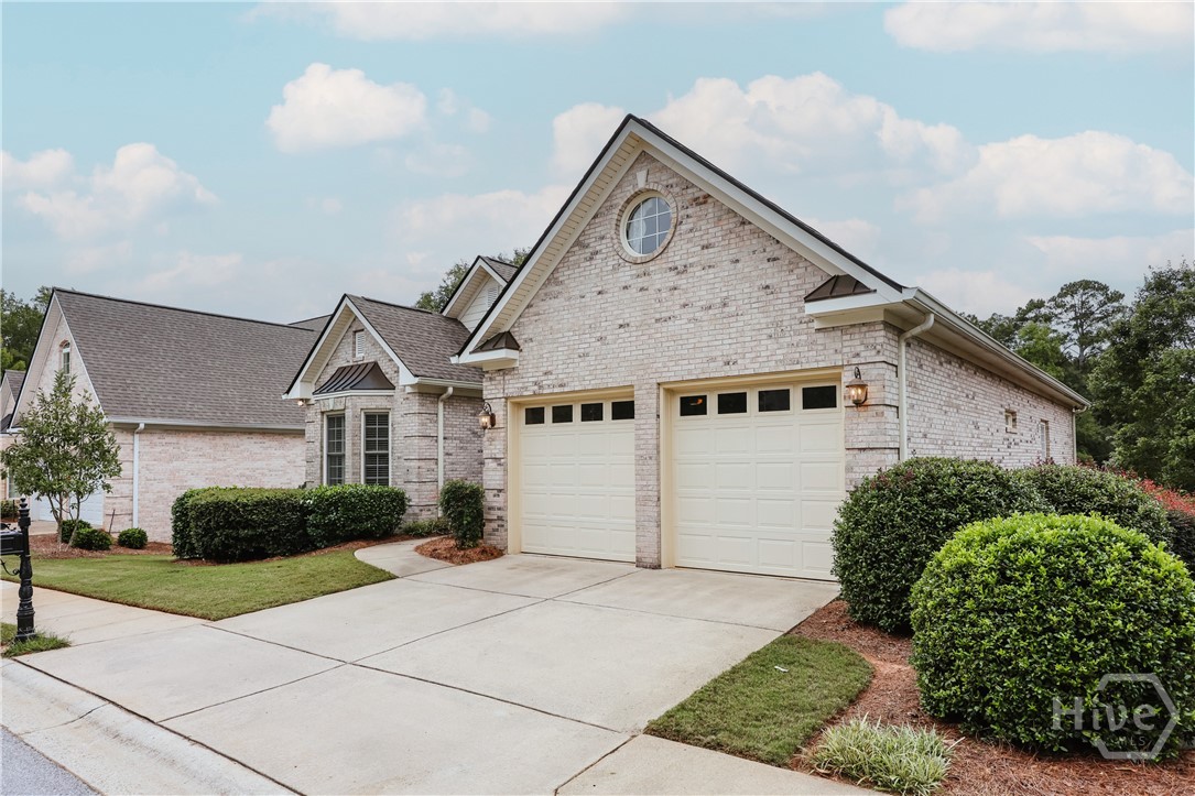 112 Annas Walk