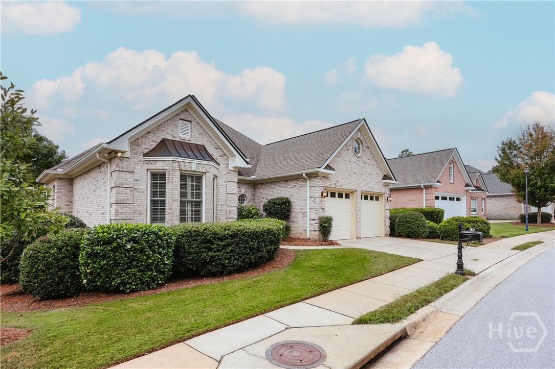 112 Annas Walk