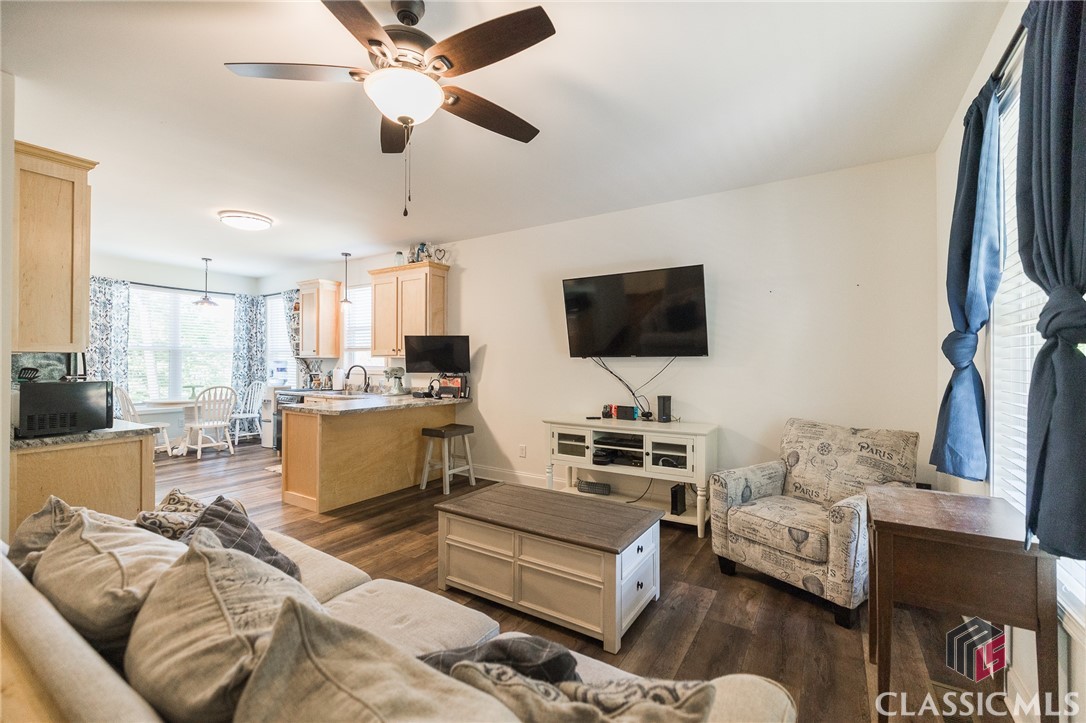 545 Snapfinger Drive