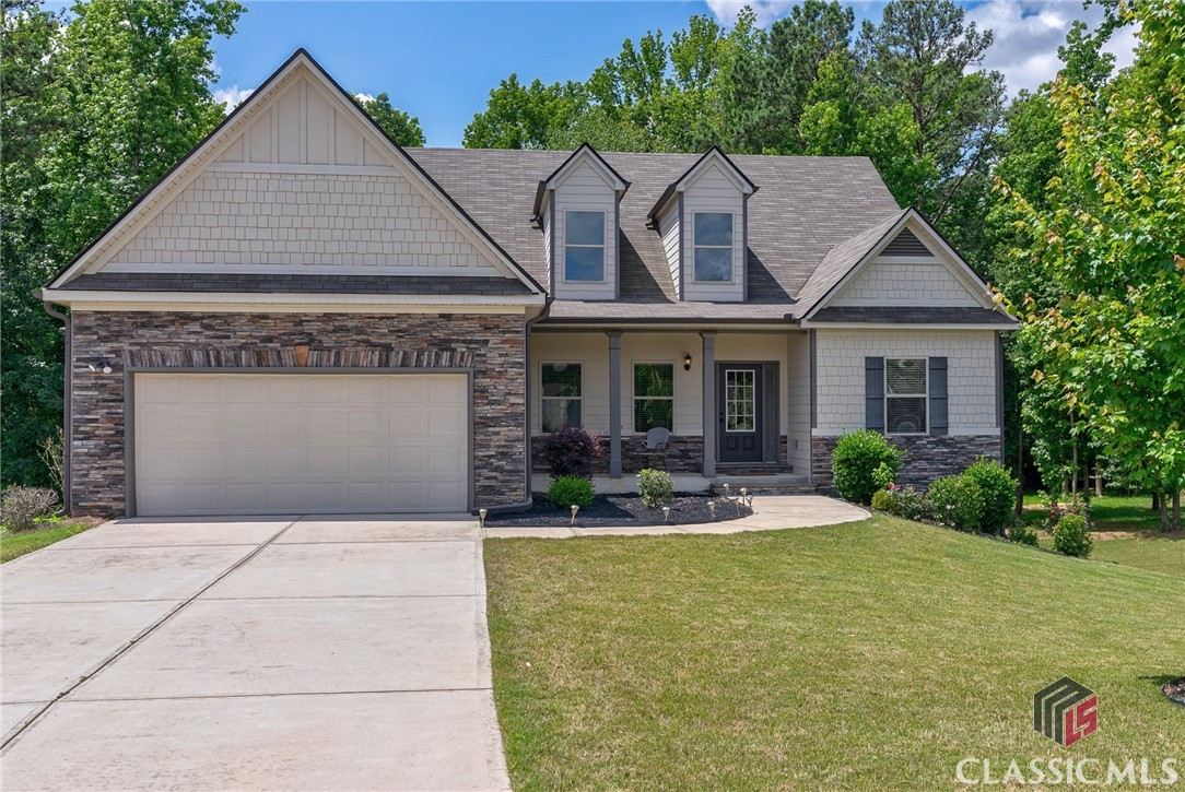 108 Water Lily Way