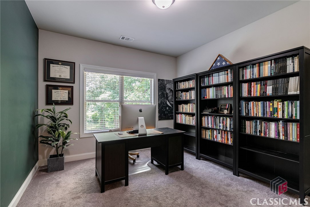 108 Water Lily Way