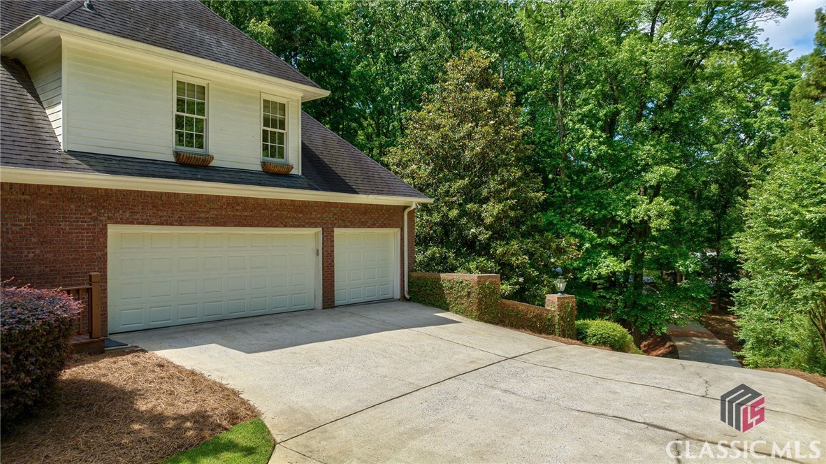 1131 Willow Ridge