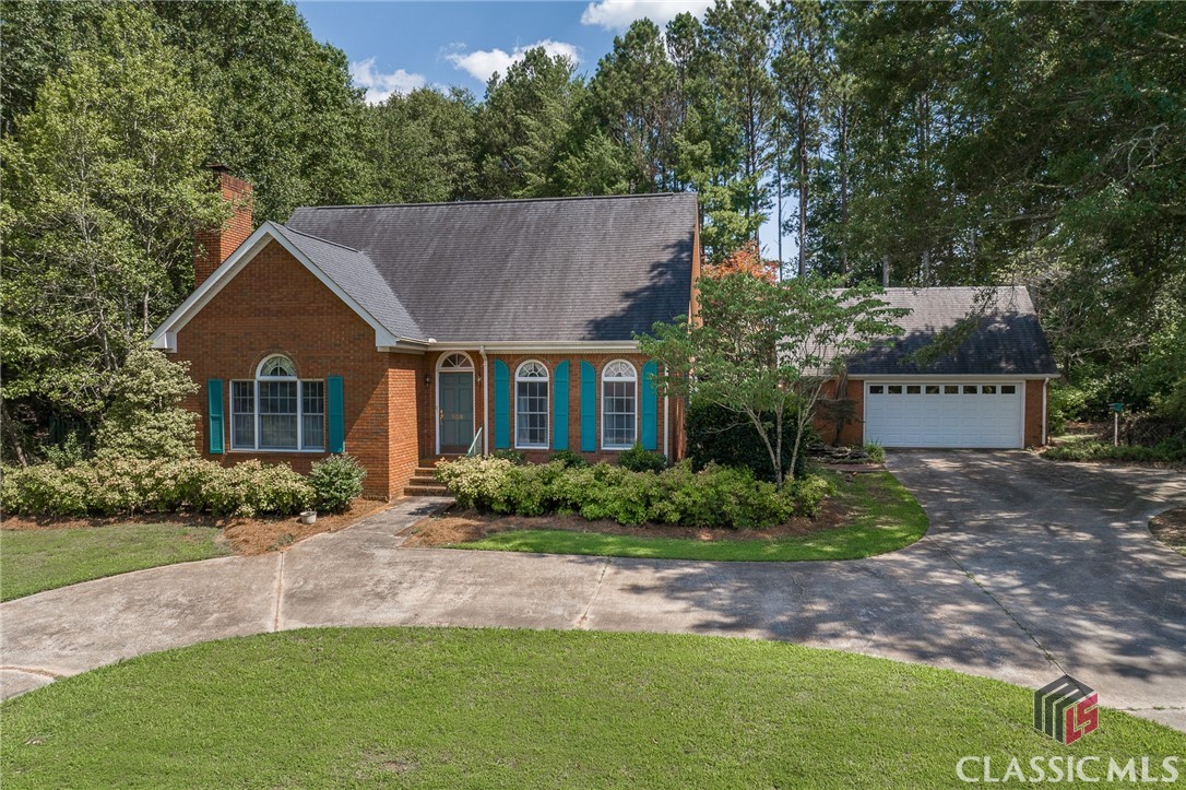 106 Ashbrook Lane