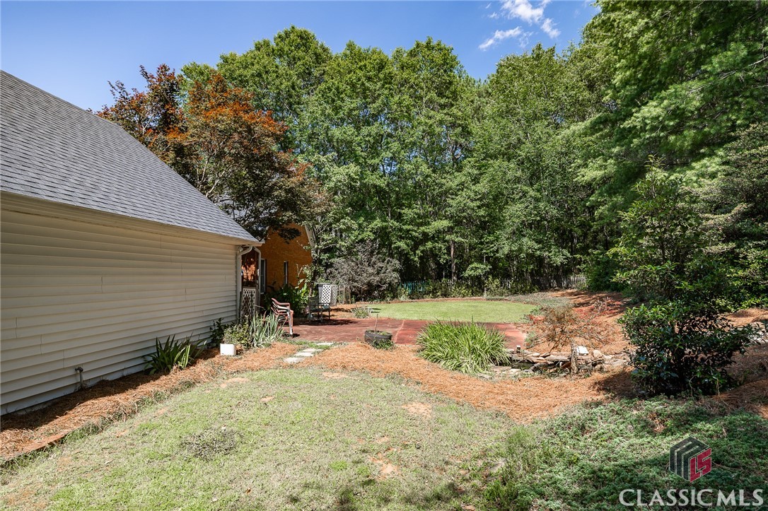 106 Ashbrook Lane