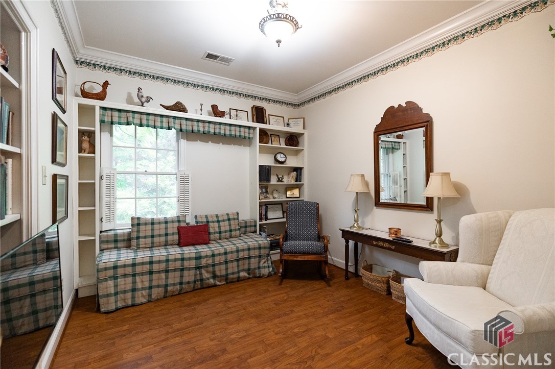 106 Ashbrook Lane
