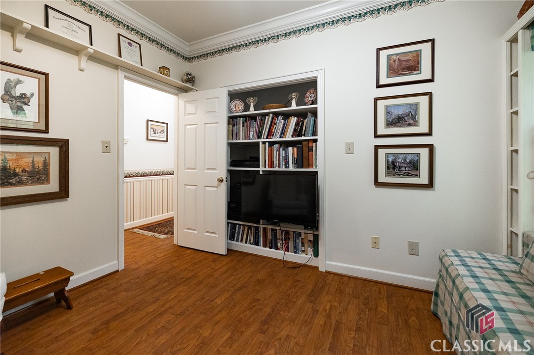 106 Ashbrook Lane