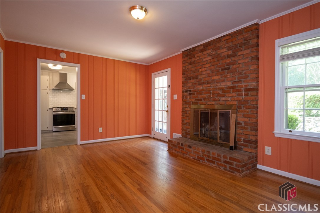 295 Pinewood Circle