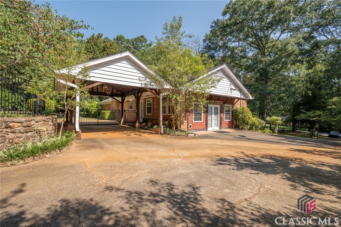 295 Pinewood Circle