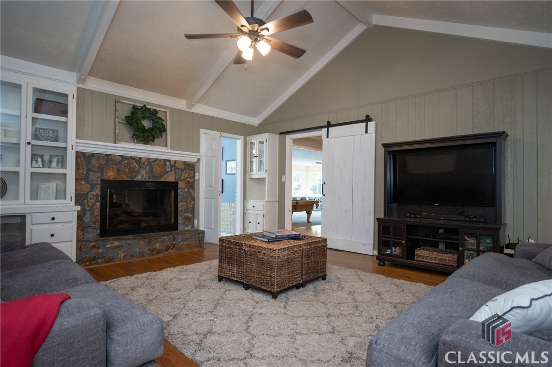 1321 Colliers Creek Road
