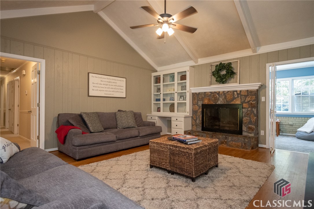 1321 Colliers Creek Road