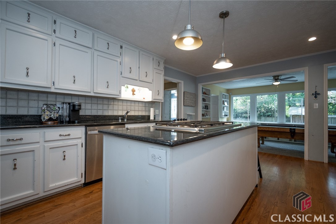 1321 Colliers Creek Road