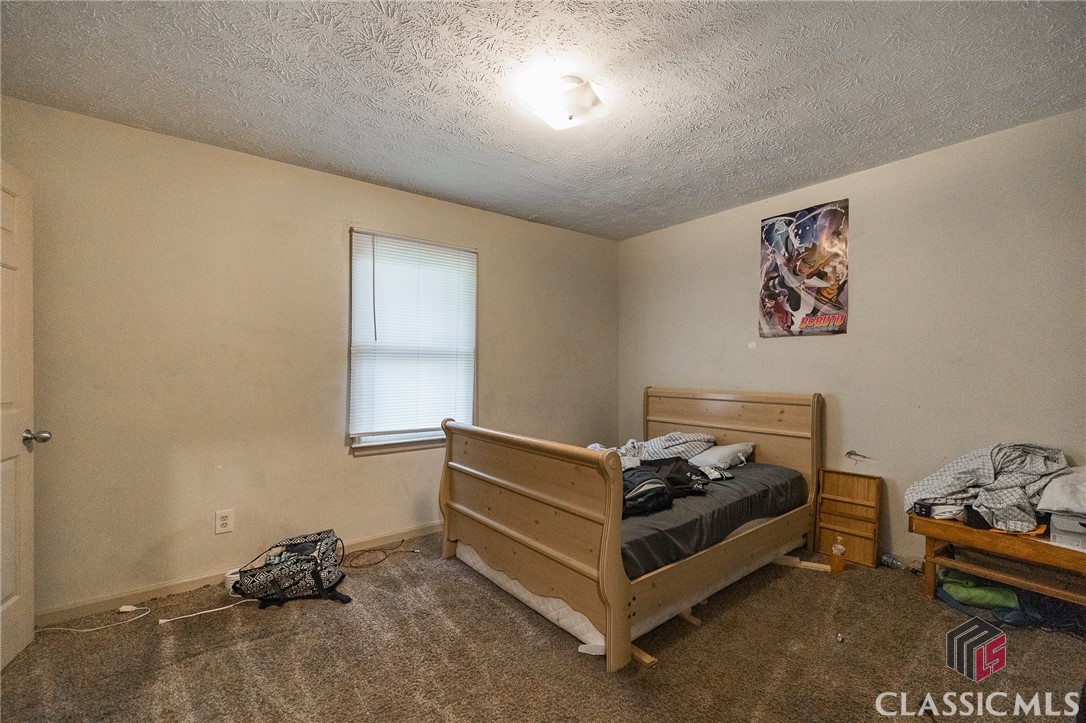 402 Freeman Drive 402-404