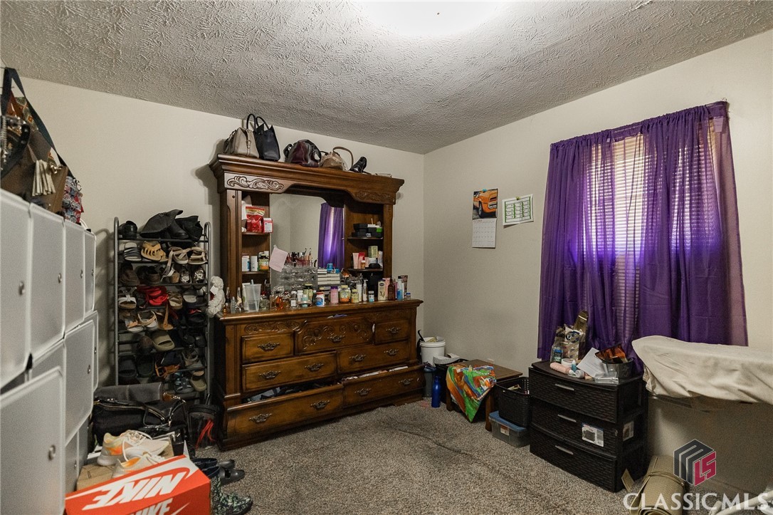 402 Freeman Drive 402-404