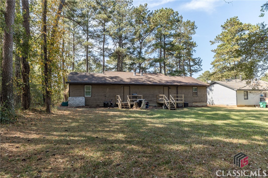402 Freeman Drive 402-404