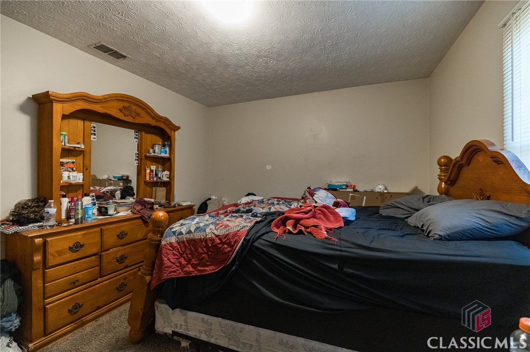 402 Freeman Drive 402-404
