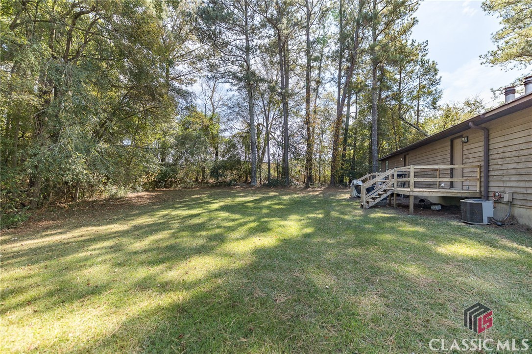 402 Freeman Drive 402-404