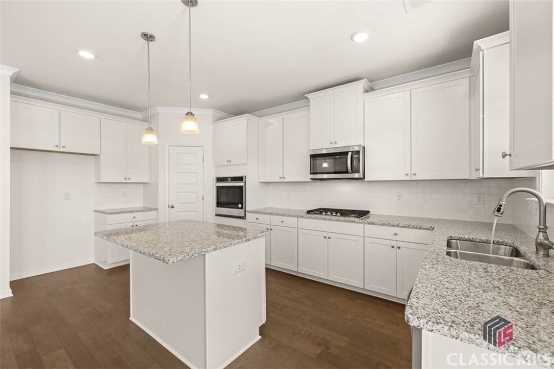 2029 Brookside Circle 1020B