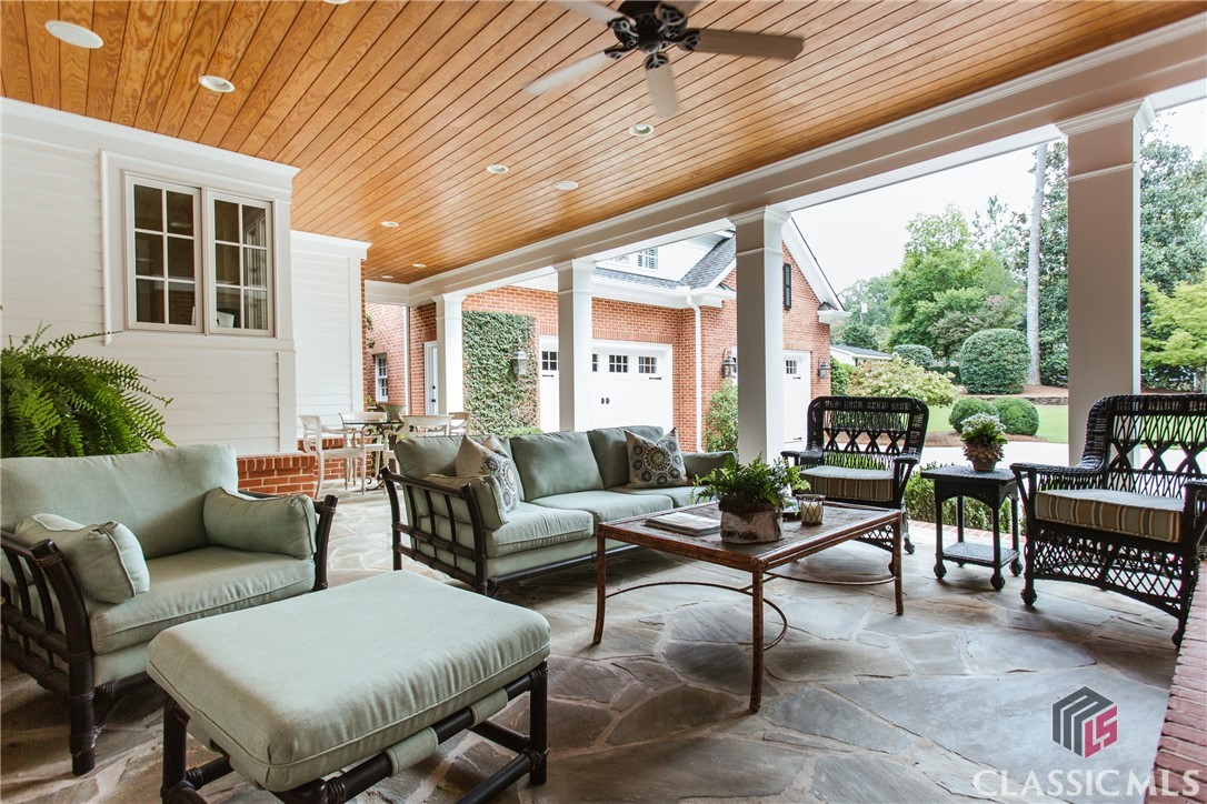 535 Milledge Circle