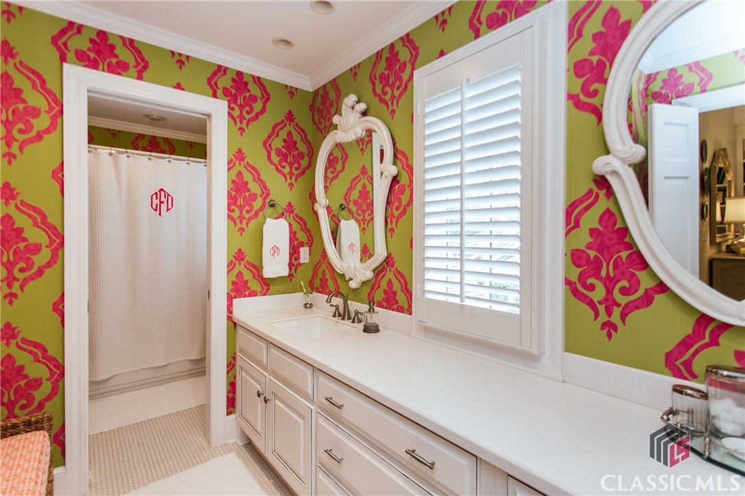 535 Milledge Circle