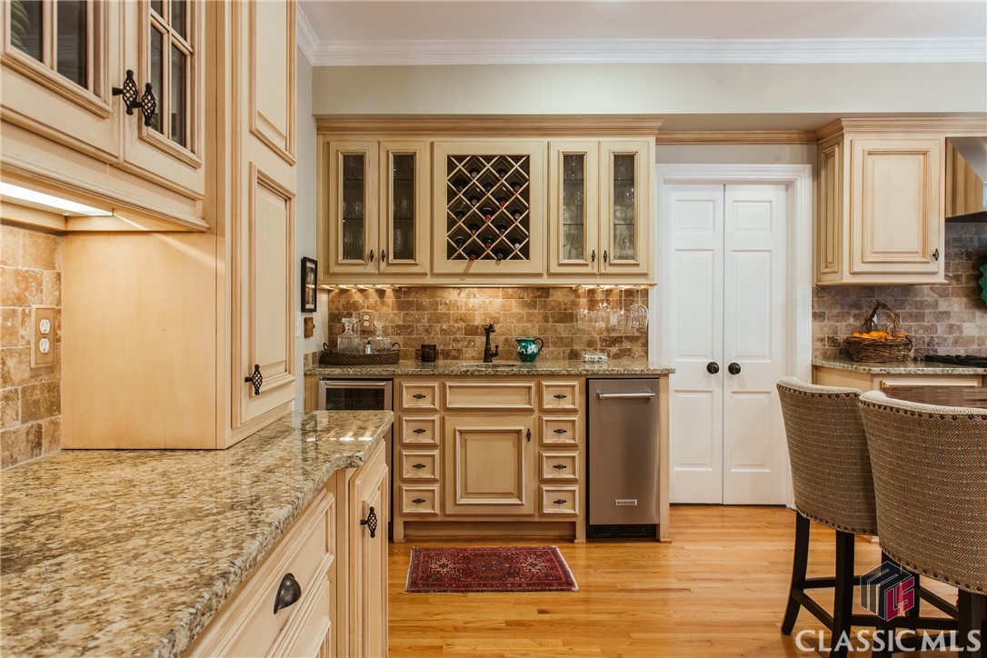 535 Milledge Circle