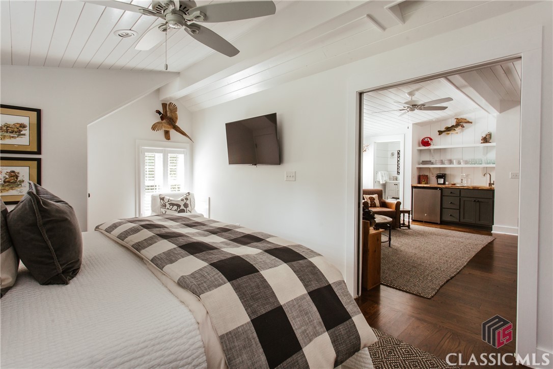 535 Milledge Circle
