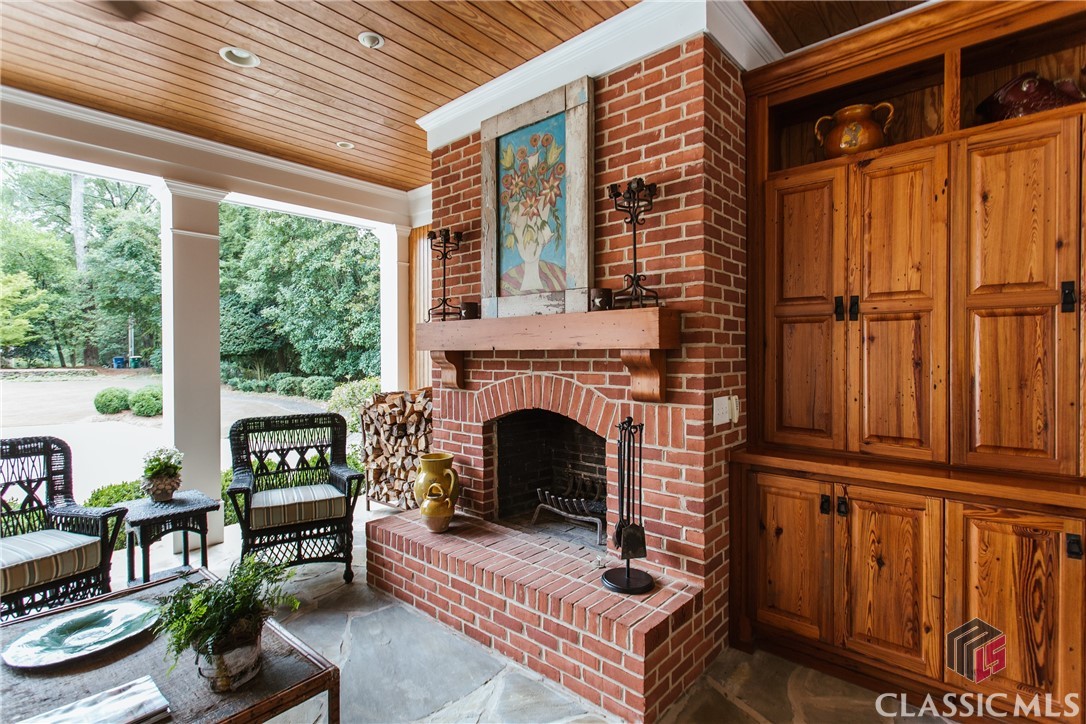 535 Milledge Circle