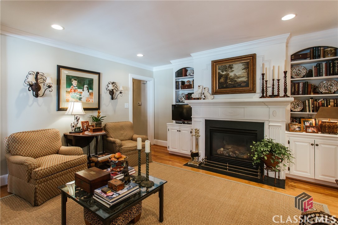 535 Milledge Circle