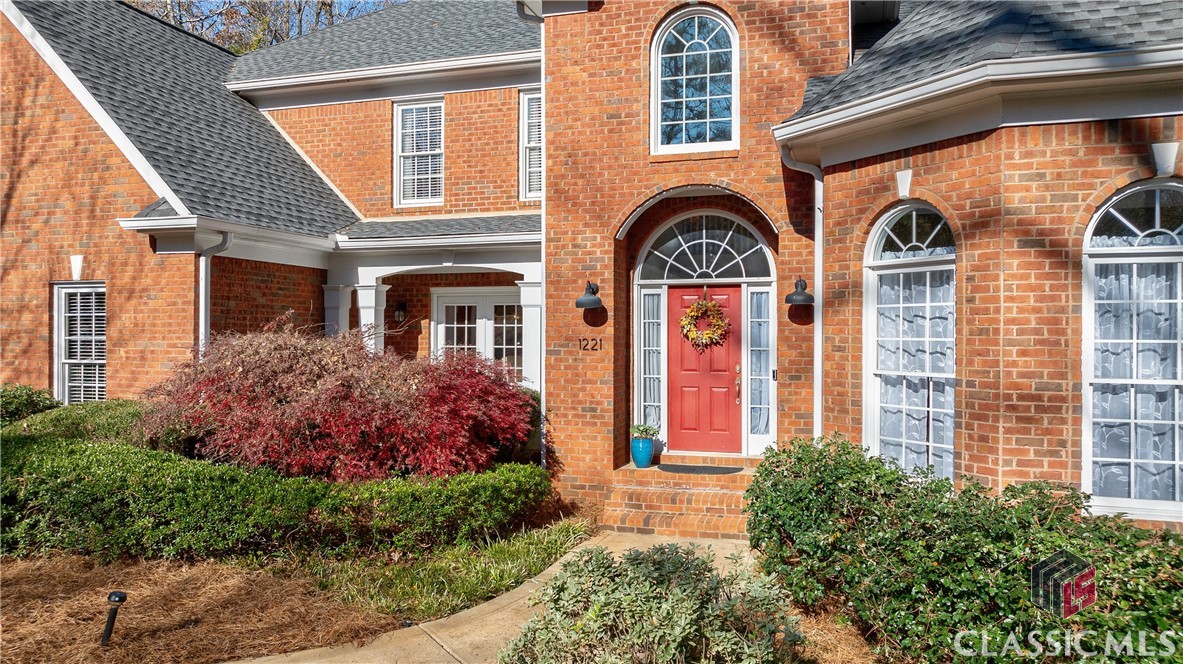 1221 St Andrews Drive