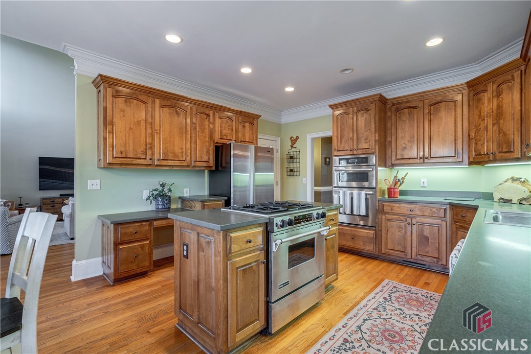 1221 St Andrews Drive