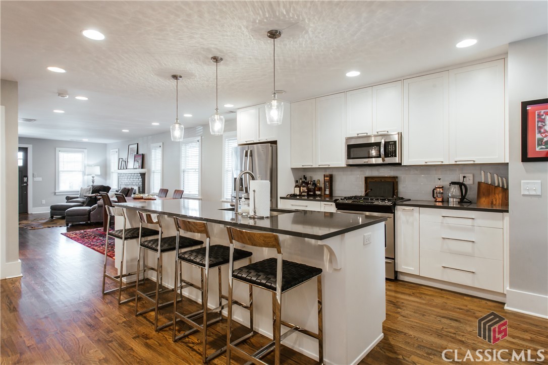 193 Westview Drive
