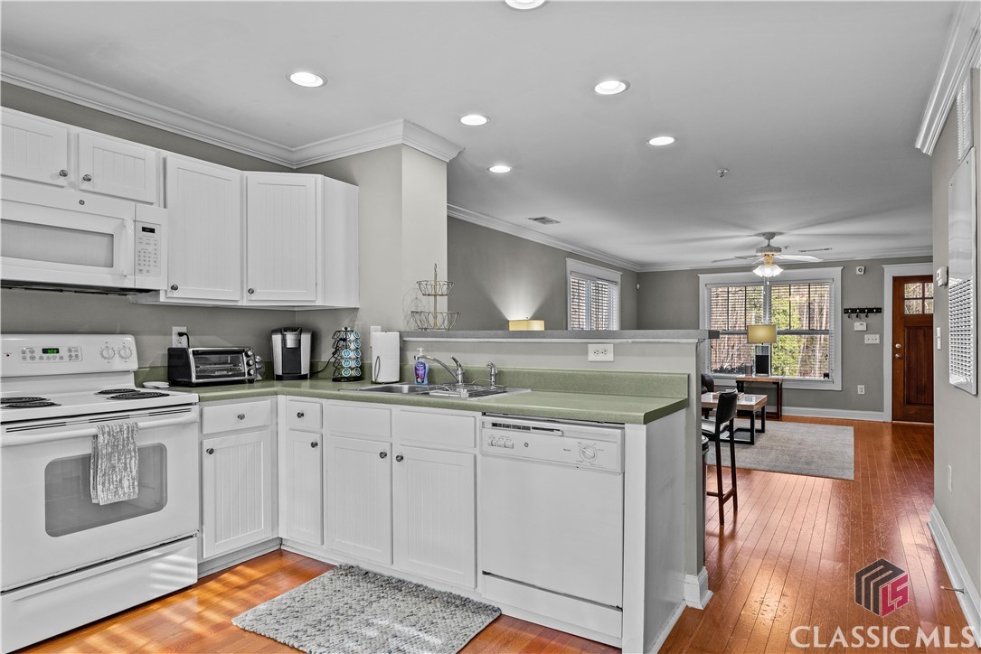 1035 Barnett Shoals Road 716