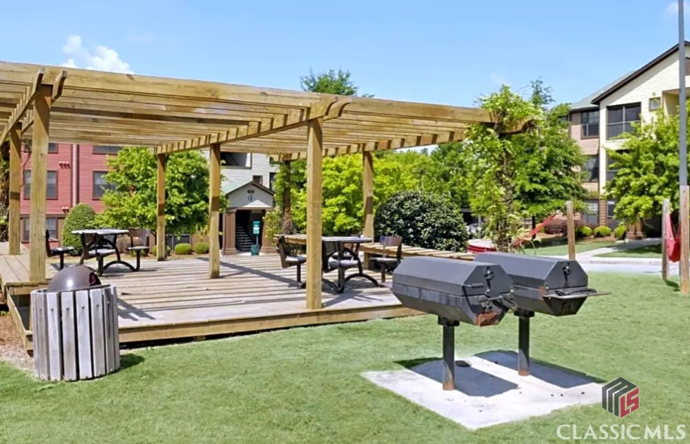 211 North Avenue 1316