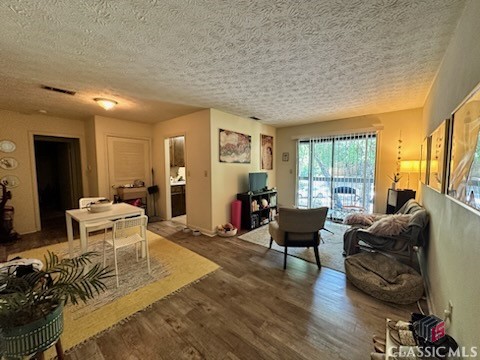 297 Peabody Street 23