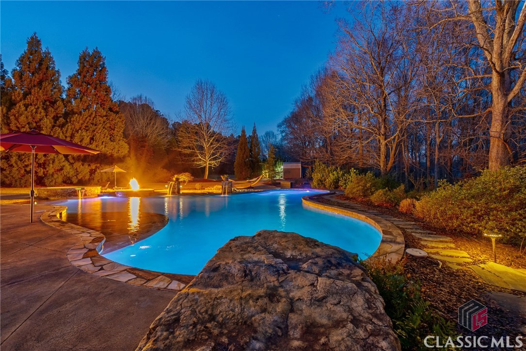 2051 Allens Way