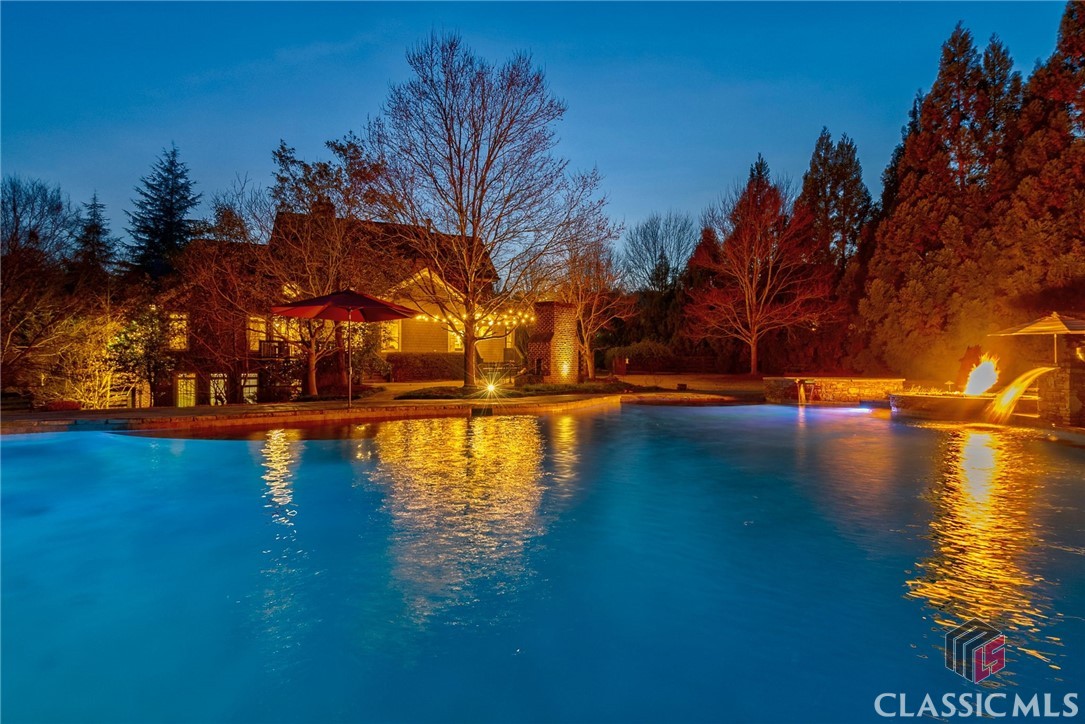 2051 Allens Way