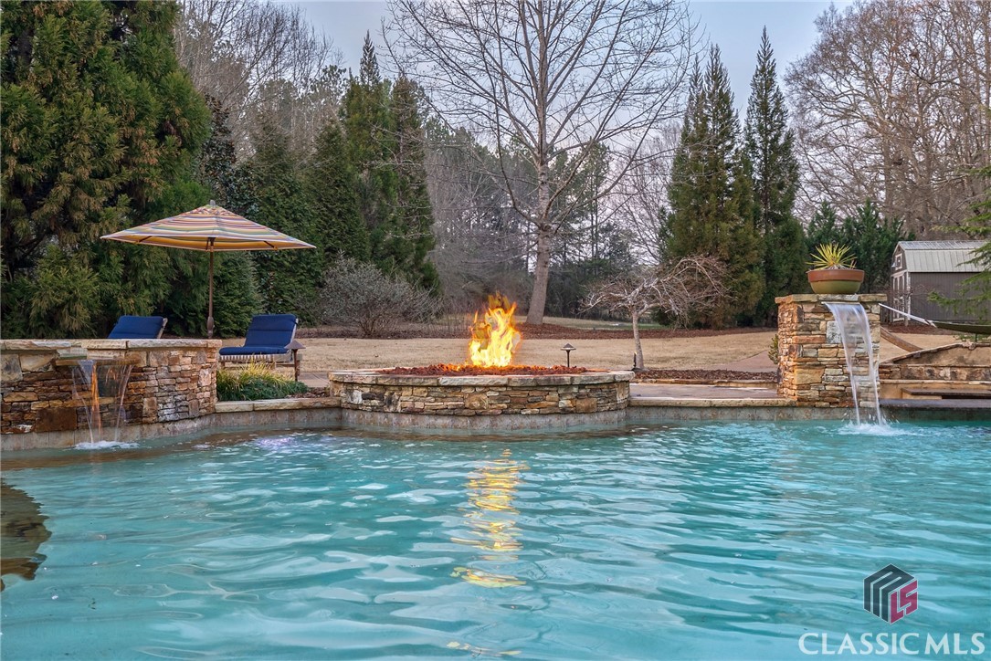 2051 Allens Way