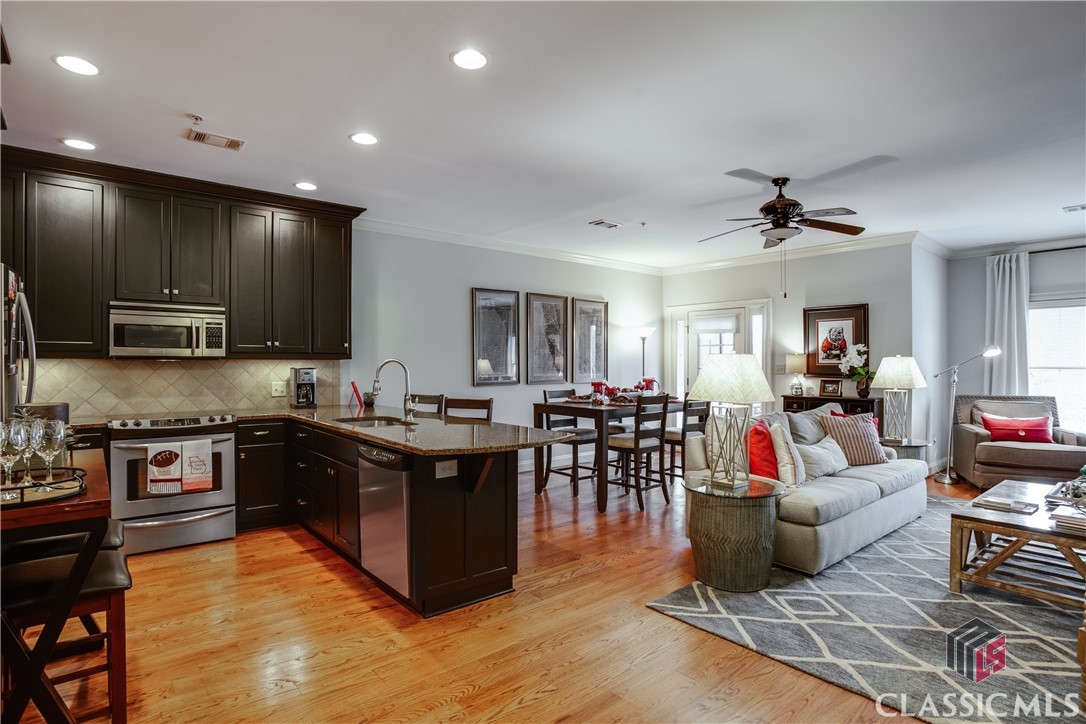 170 Woodrow Street C2