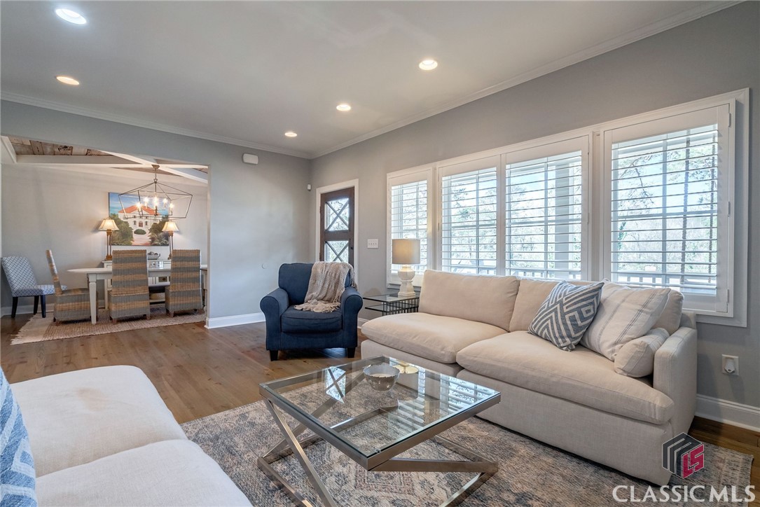 135 Meadowview Road
