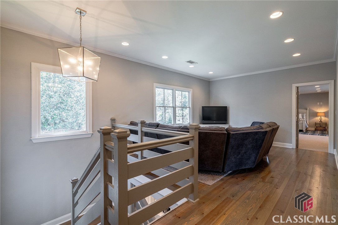135 Meadowview Road