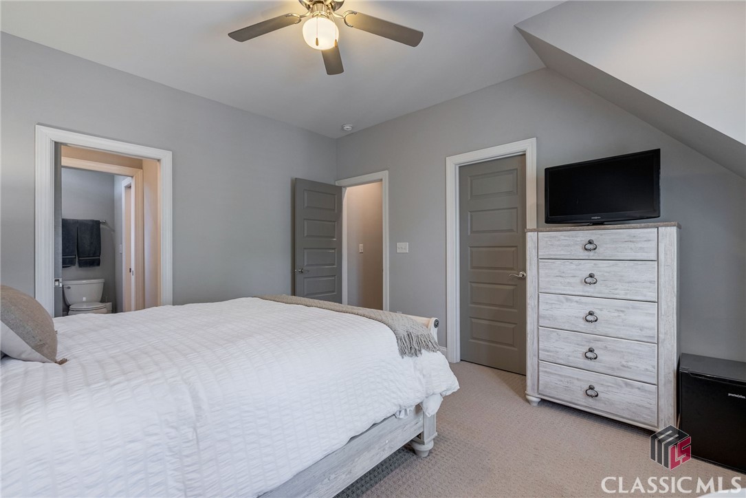 135 Meadowview Road