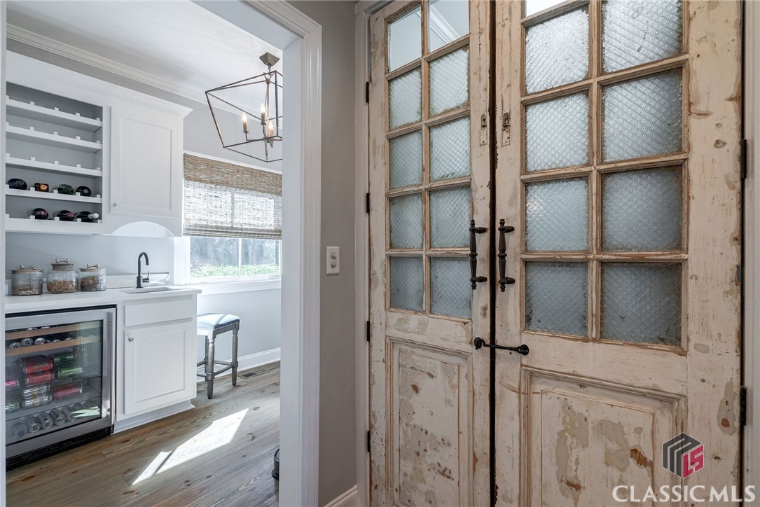 135 Meadowview Road