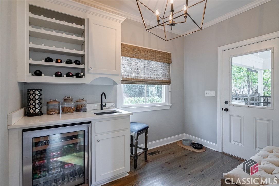 135 Meadowview Road