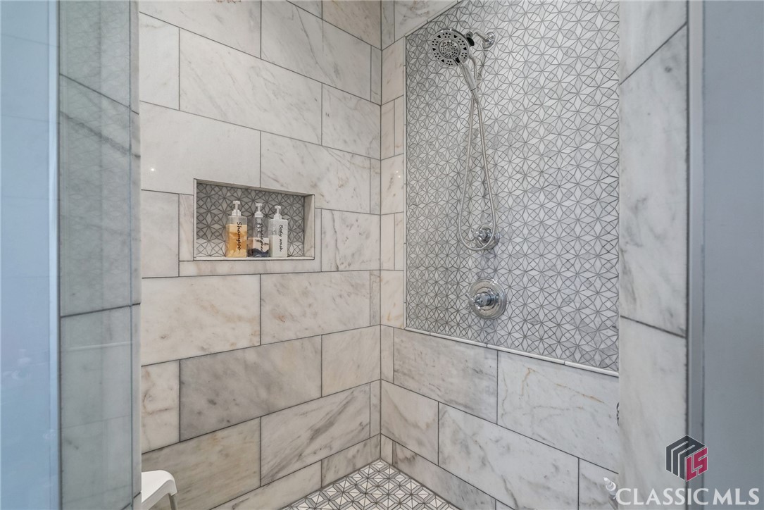135 Meadowview Road