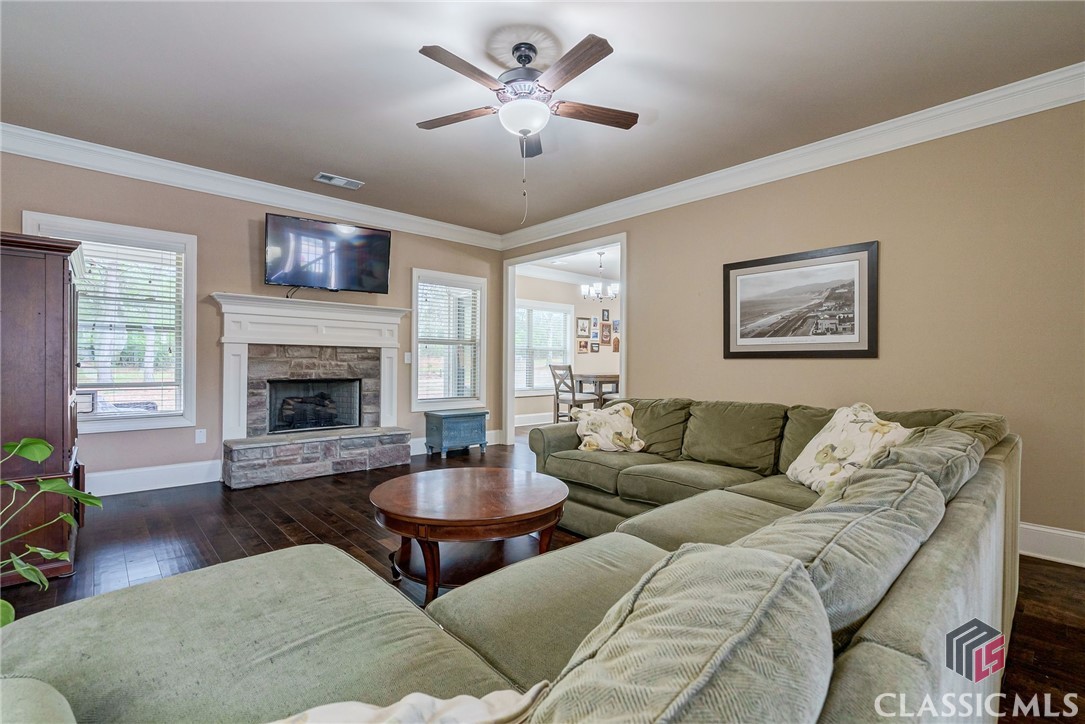 1325 Arden Court